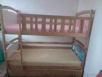 Poschodová posteľ
