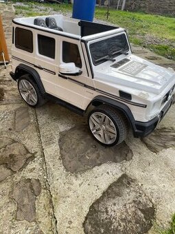 Detské elektrické auto