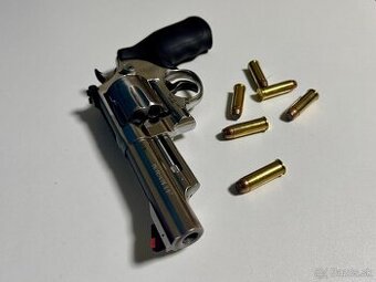 Smith&Wesson 629, 44 magnum