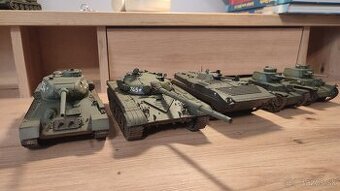 Plastikové modely  1:35
