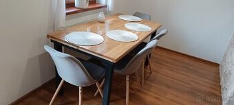 Predám jedálenske stoličky