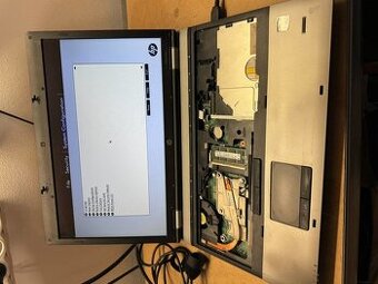 Predám pokazený notebook na náhradné diely zn.HP 6555b...