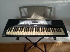 Keyboard piano Yamaha PSR e213 - 1