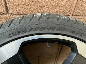 Letné pneu Pirelli P Zero 225/35 r19