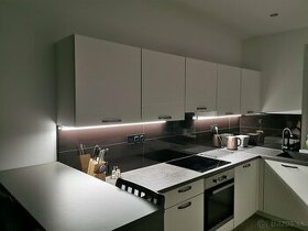 Predam 3x LED svetlo idealne do kuchynskej linky