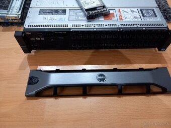 2 x Dell poweredge R720 2U server