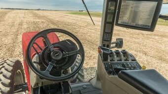 RTK 2cm navigacia s motorcekom New Holland