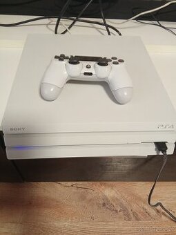 PS4 pro.1tb