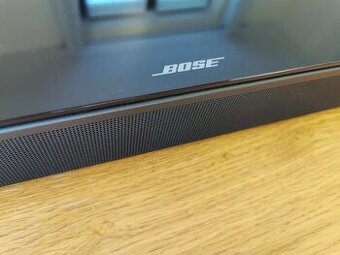 Bose Smart Soundbar 700, čierny, z druhej ruky