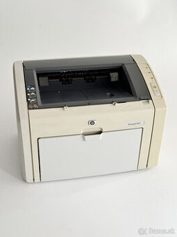 Laserová tlačiareň HP LaserJet 1022 s tonerom