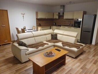 Ubytovanie v apartmáne za super cenu v centre Popradu