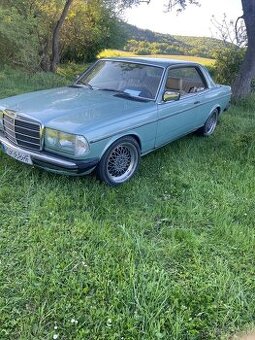 Mercedes 123 coupe