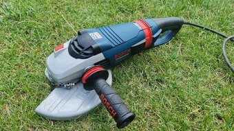 Uhlová brúska Bosch profesionál 2600W