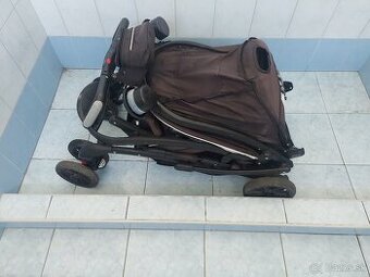 Kočík pre dve deti Graco
