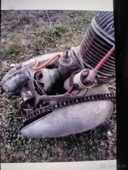 Motor Jawa 250