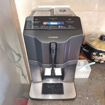 Kavovar siemens EQ 300