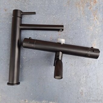 Cierna Termostaticka  vanova bateria + stojankova vysoka - 1