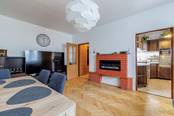 3 izbový tichý, zrekonštruovaný byt v Ružinove, Ostredky