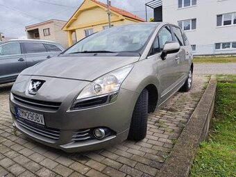 Peugeot 5008 1.6 e-HDI