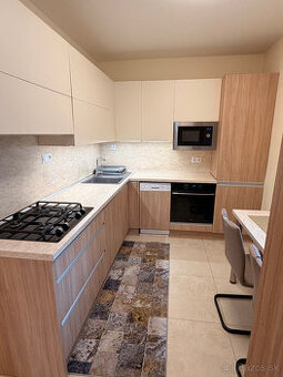 3 izbový byt na prenájom Fortnička, BB