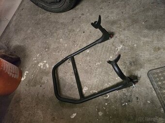 Predam zadny stojan na pit bike