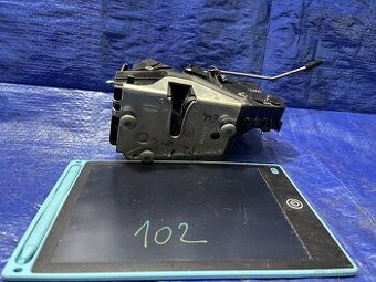 PRAVY ZADNY ZAMOK BMW E46