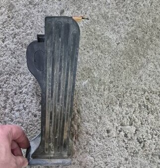 Predám plynový pedál 1K1721503L