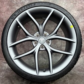Originální alu kola Tesla model 3 235/35ZR20
