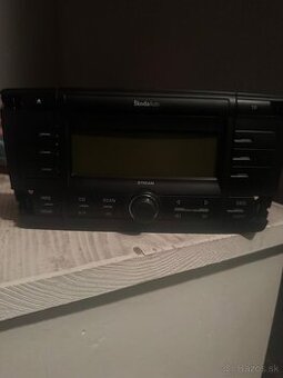 Autorádio škoda