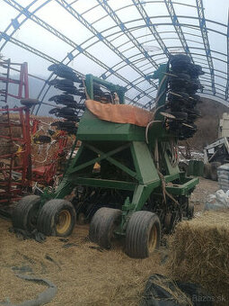 John Deere 750a