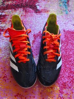 ✴️✴️Kopačky Adidas Predator, veľkosť 39.5