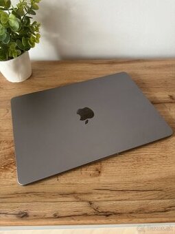 MacBook Air M3 2024 16GB Ram 512GB
