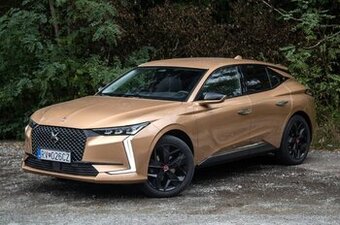 DS 4 1.2 PureTech Performance Line / 96kW / A8 / 2022