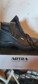 Nová pracovná bezpečnostná obuv Artra Araukan - 1