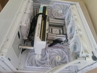 RTX 4070 TI R5 9600X