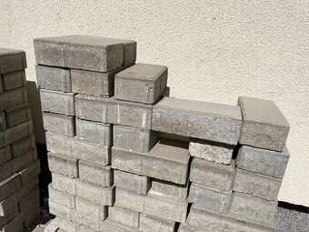 Zámková dlažba betónová 20x10x6cm