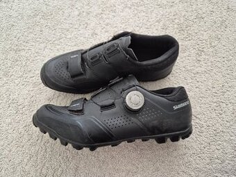 Tretry pánske MTB Shimano 42 top stav