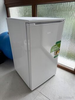 Predám chladničku GODDESS RSE084GW8SE (v záruke)