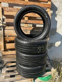 Pirelli 235/45/18”