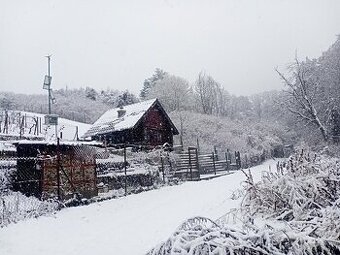 CHATA-Kanadský zrub
