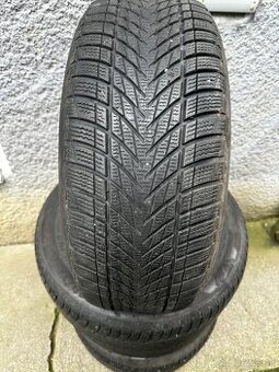 ZIMNÁ SADA 225/55 R17 GOODYEAR ULTRAGRIP PERFORMANCE 3 6mm+