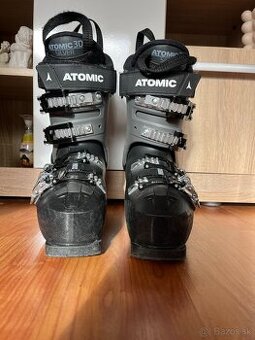 Lyžiarky Atomic