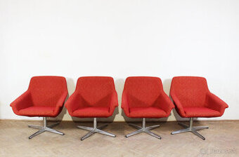 retro otočné kreslá