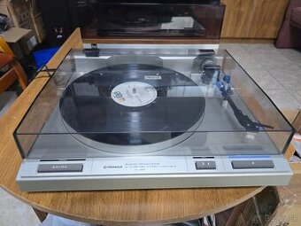 Pioneer PL-640 direct drive vintage gramofón