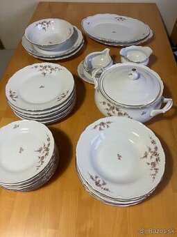 Porcelanova Obedova suprava