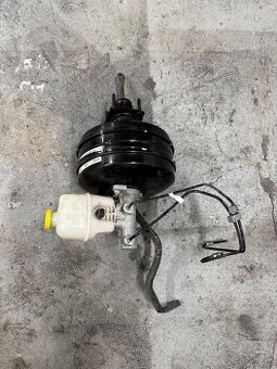 Dodge ram 1500 posilovač bŕzd