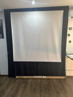 Premietacie plátno 180x180cm