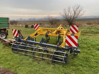 GRUBER-DONDI kultivátor na hľbkovú prípravu pôdy