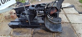 Pravy predny podblatnik a vystuha bmw e32