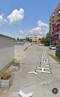 ✅Zháňam Garáž✅